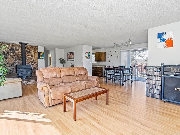 2nd image of 4130 Grand Fir Cir