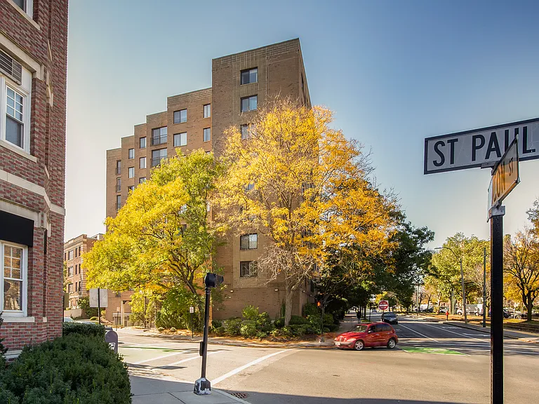 1243 Beacon St #28 — Photo 7