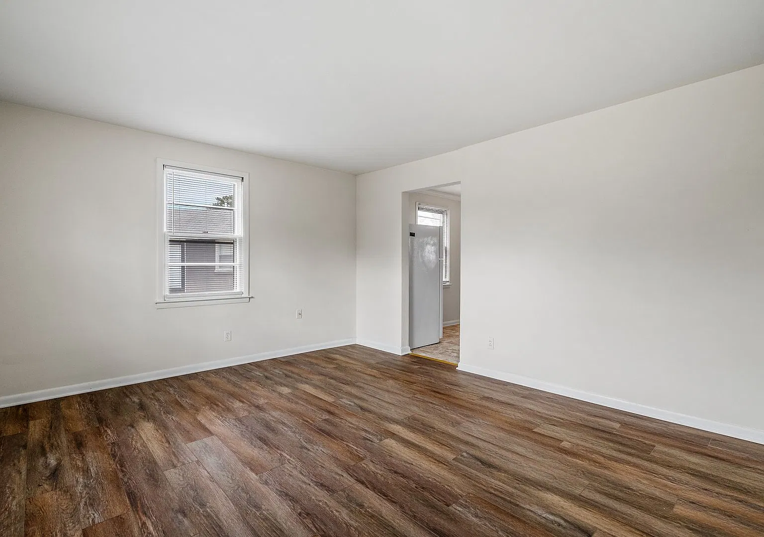 Chesapeake Single Family 3BD- Ready NOW — Photo 4