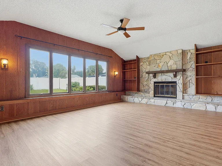 14505 Farm Hills Pl — Photo 16