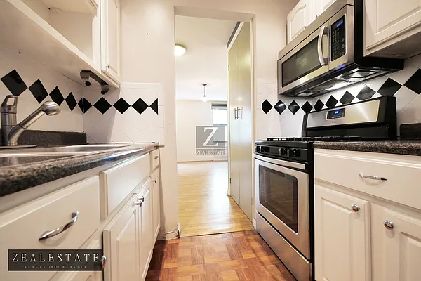 Rented by ZealEstate Group Inc | media 15