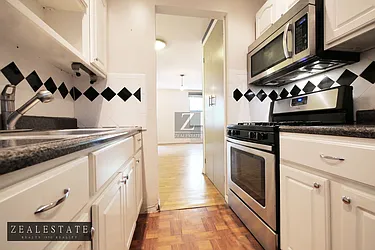 Rented by ZealEstate Group Inc