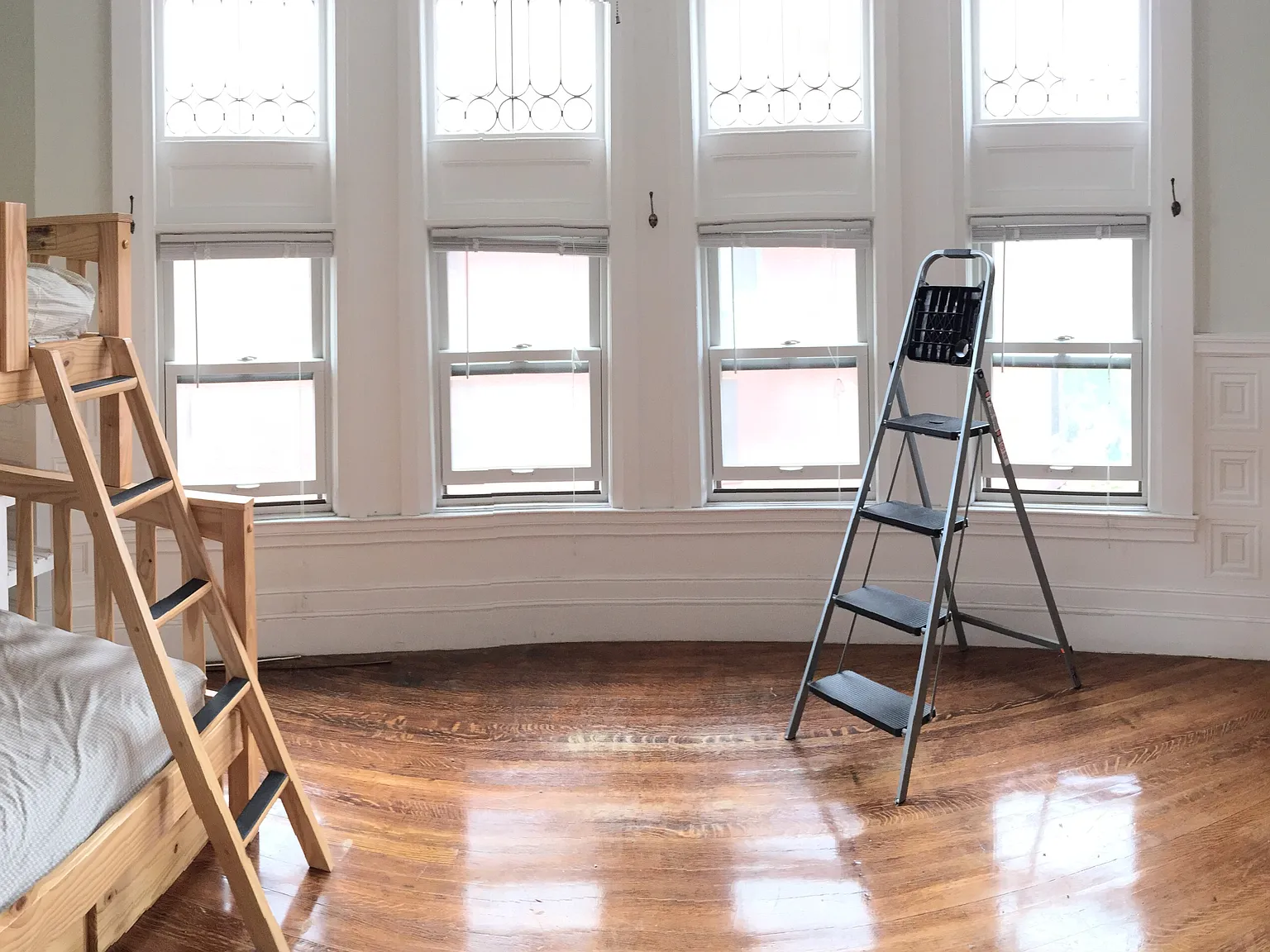 2 bed, 750 sqft, $3,800 — Photo 4