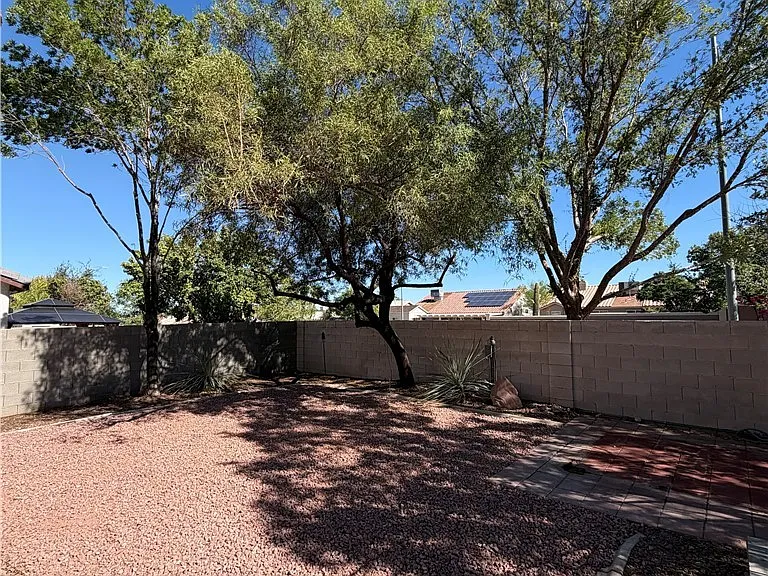 7851 Meandering Path Ave — Photo 28