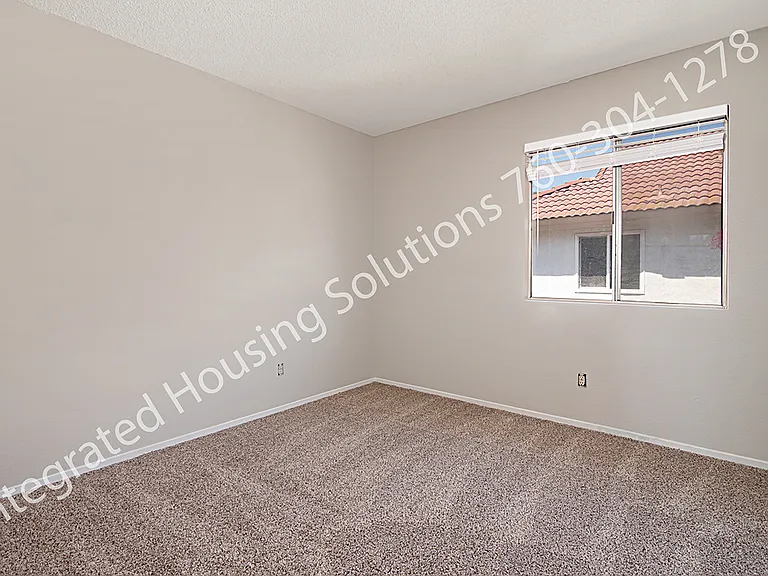 4504 Goldfinch Way — Photo 25