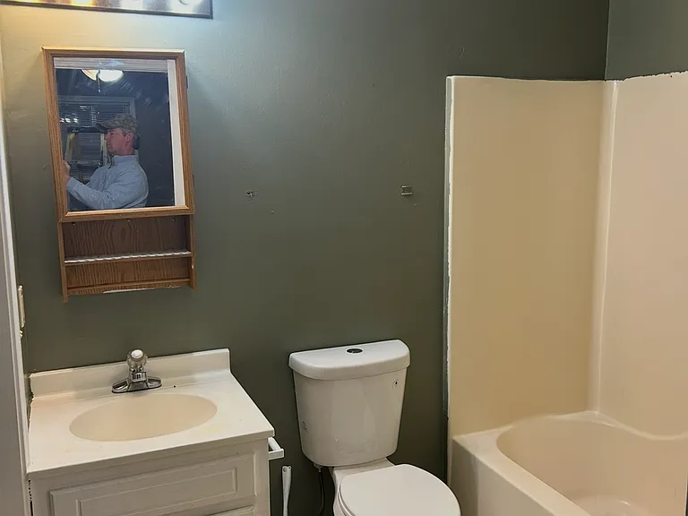 556 Anchorage Rd #B — Photo 4