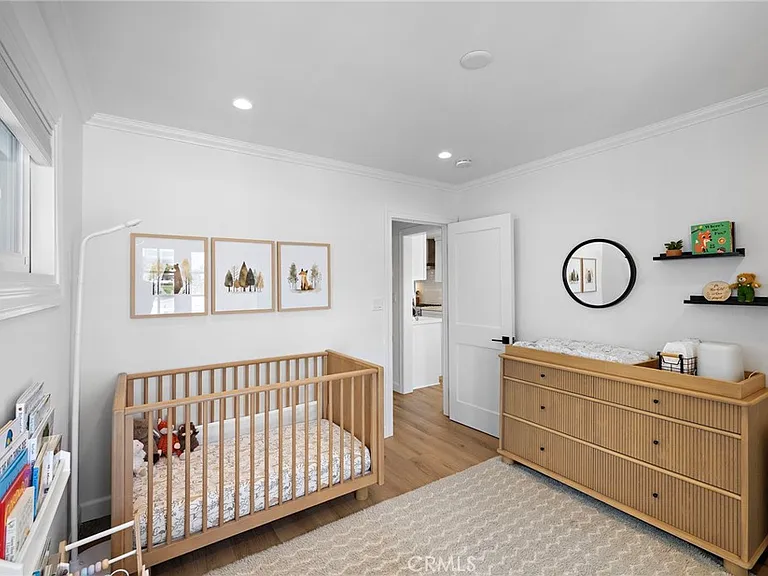 226 La Jolla Dr — Photo 22