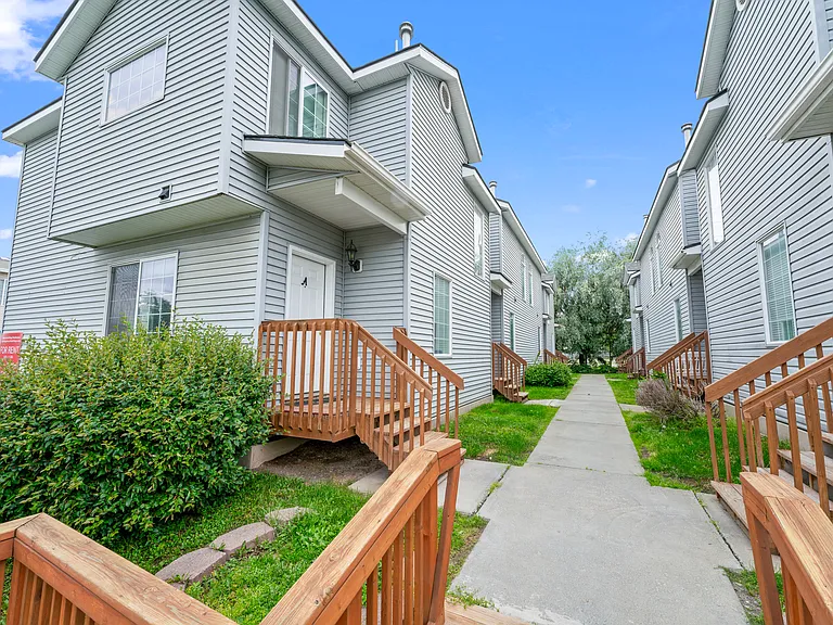 6810 Gold Kings Cir #B — Photo 19