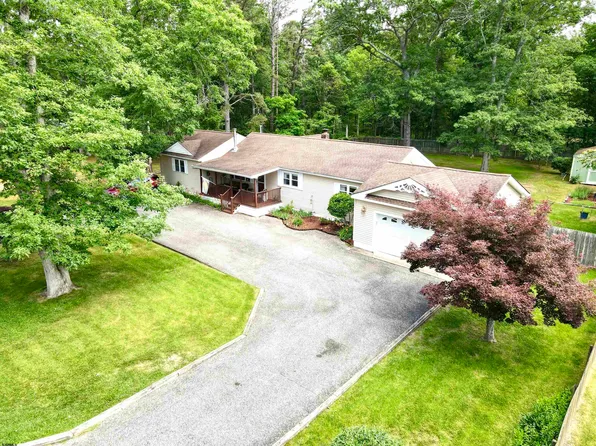 17 Burnett Ave, Mays Landing, NJ 08330