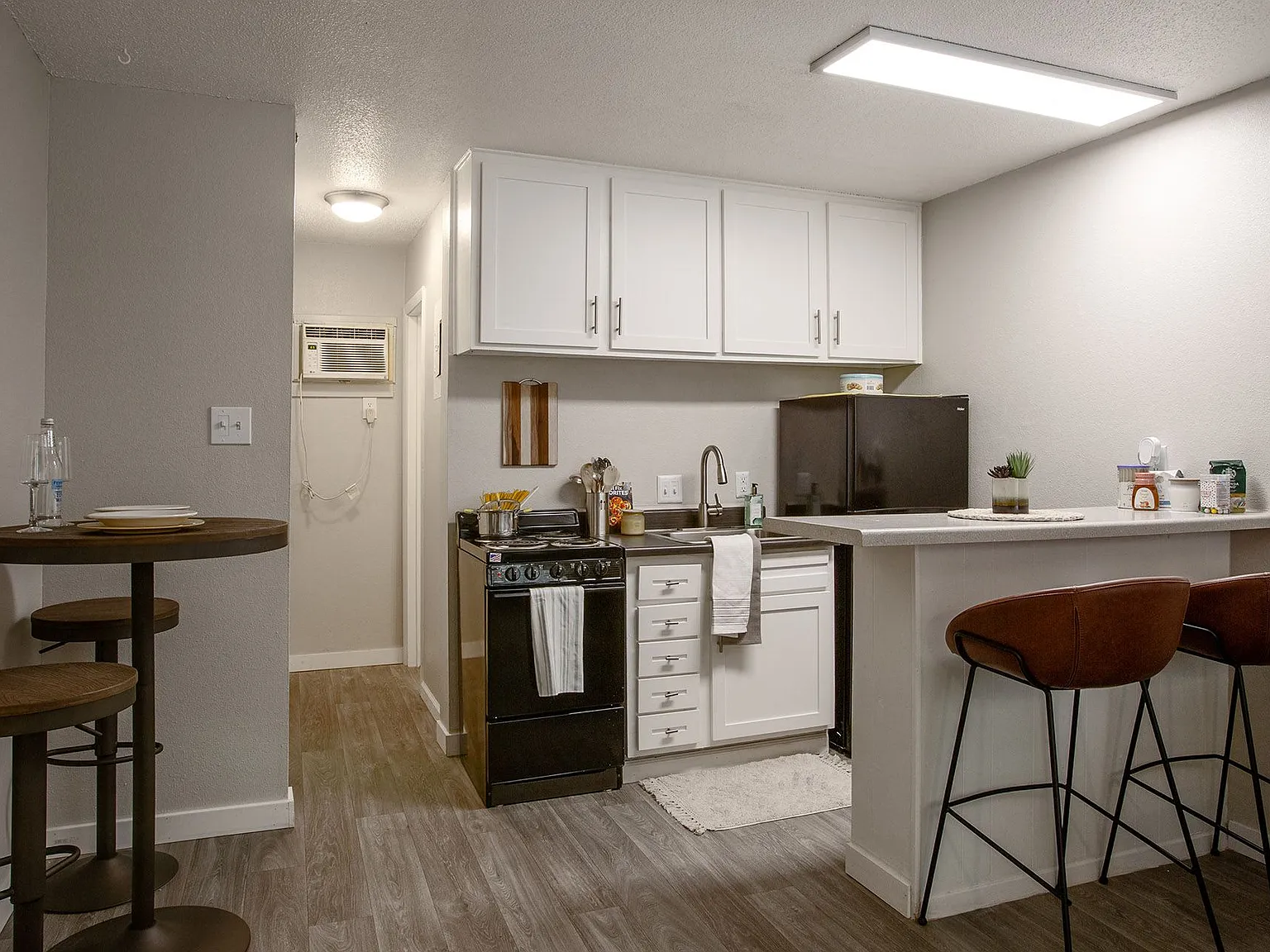 Encanto Lofts Apartments — Photo 3