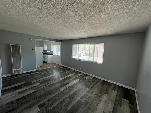 1420 Walnut Ave #8 Photo 1 1420 Walnut Ave #8 Photo 1