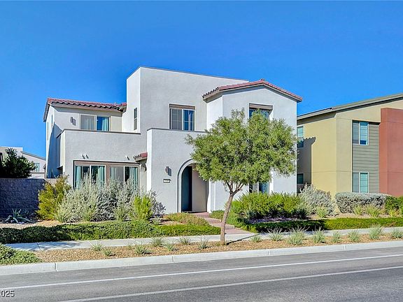 2nd image of 3205 Cristallo Ave