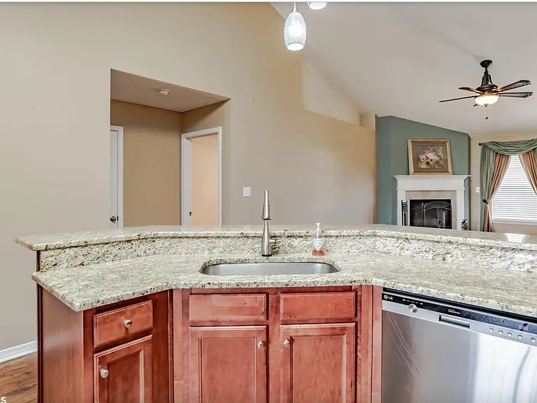 9772 Brooklyns Way S — Photo 11