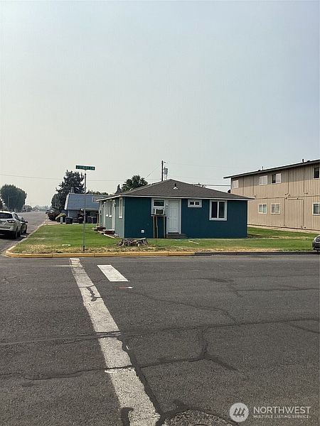 3rd image of 10031005 SW 1st Avenue