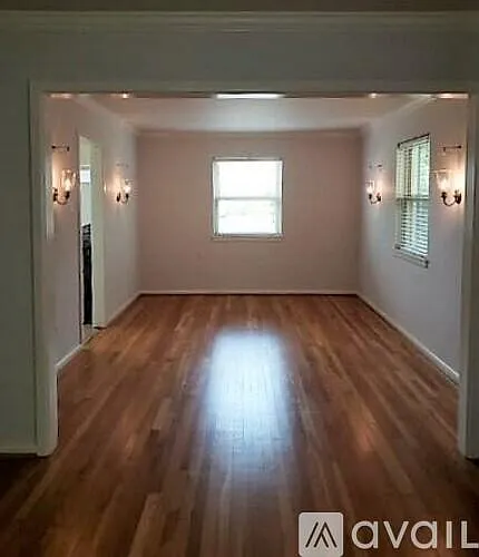 2417 Rosamond St #2417 — Photo 8