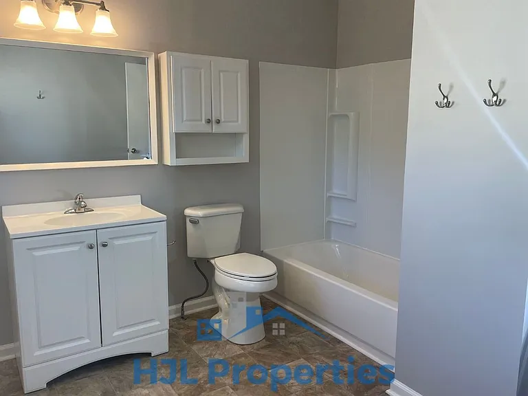 106 Graeme Dr — Photo 6