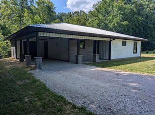 1096 Holcomb Lndg, Burkesville, KY 42717