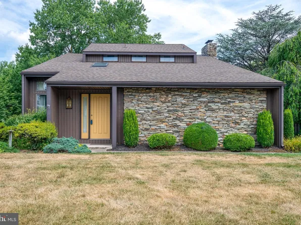 3225 Caroline Dr, East Petersburg, PA 17520