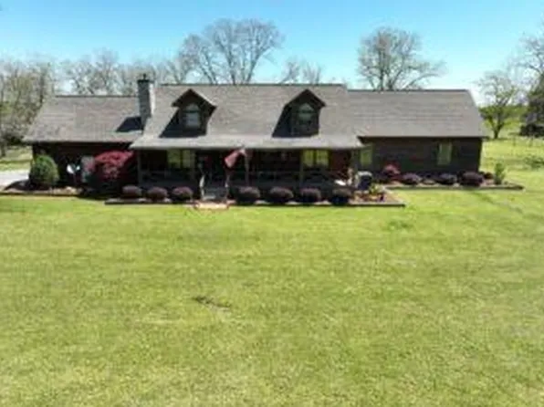 978 Lovers Lane Rd, Dawson, GA 39842