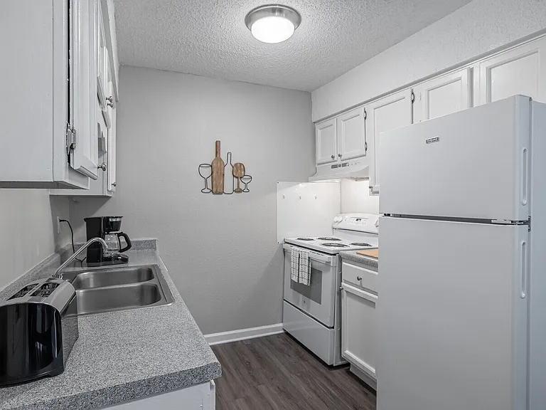 Residences at Overlook — Photo 80