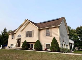 14 Rose Ann Dr, Marlborough, NY 12542