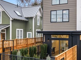 7336 27th Ave NW #B, Seattle, WA 98117