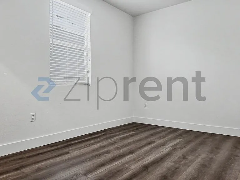 10568 Trill Way — Photo 26