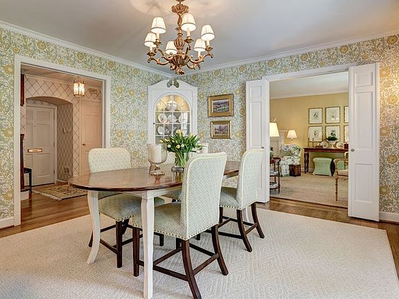 Elegant Dining Room