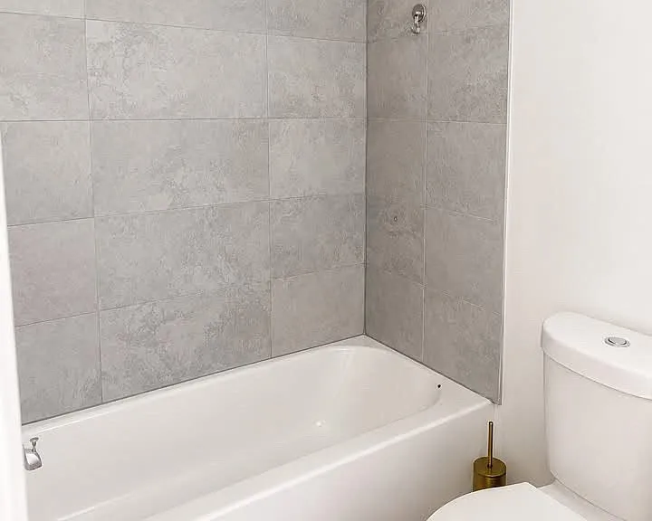 92 Plauderville Ave #2 — Photo 5