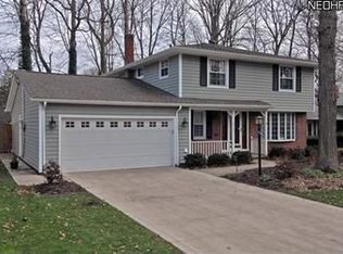 4369 Brendan Ln, North Olmsted, OH