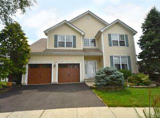 11 Tryall Blvd, Monroe Township, NJ 08831