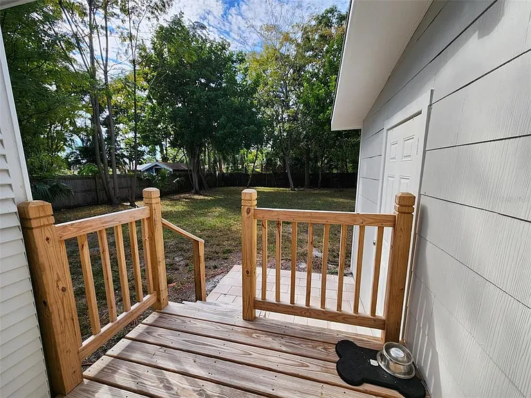 618 S Crest Ave — Photo 16