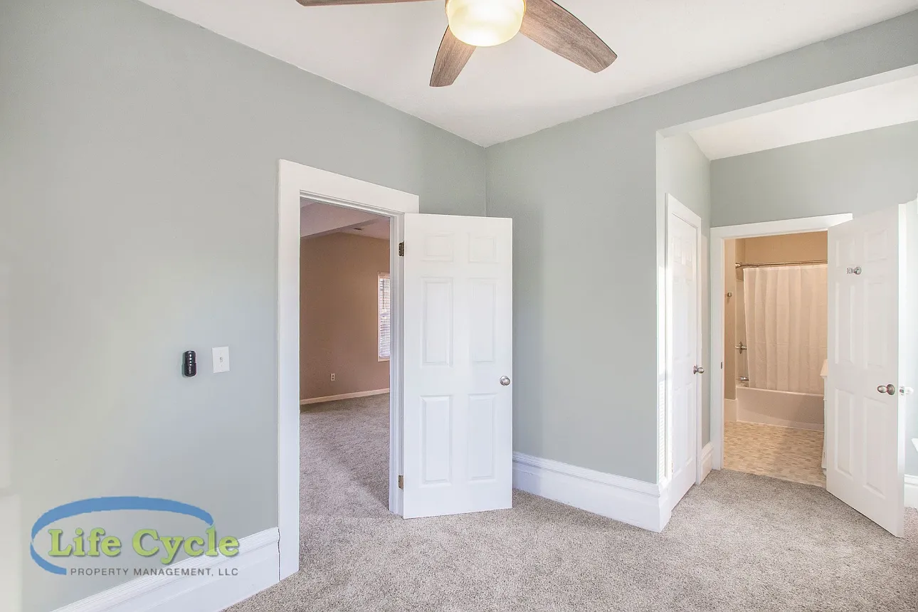 160 Carrier Street NE (Lea) - 2 — Photo 3