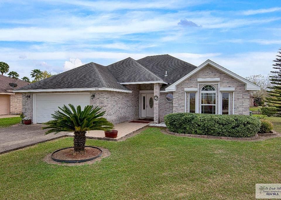 1st image of 822 Sabine River Dr