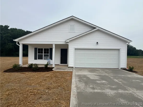 160 Dalton Dr, Lumber Bridge, NC 28357