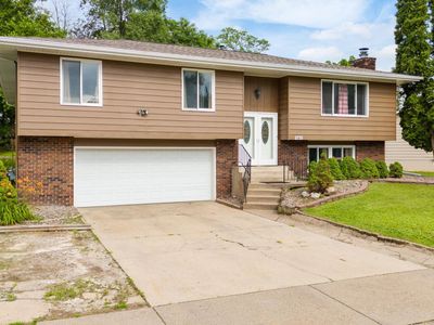 2735 Chisholm Ave, North Saint Paul, MN, 55109