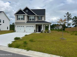 408 Anchor Hitch Ct, Sneads Ferry, NC 28460