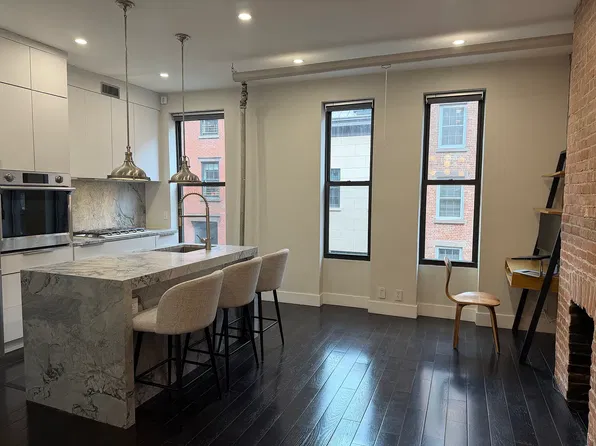 89 Bedford St APT 2, New York, NY 10014