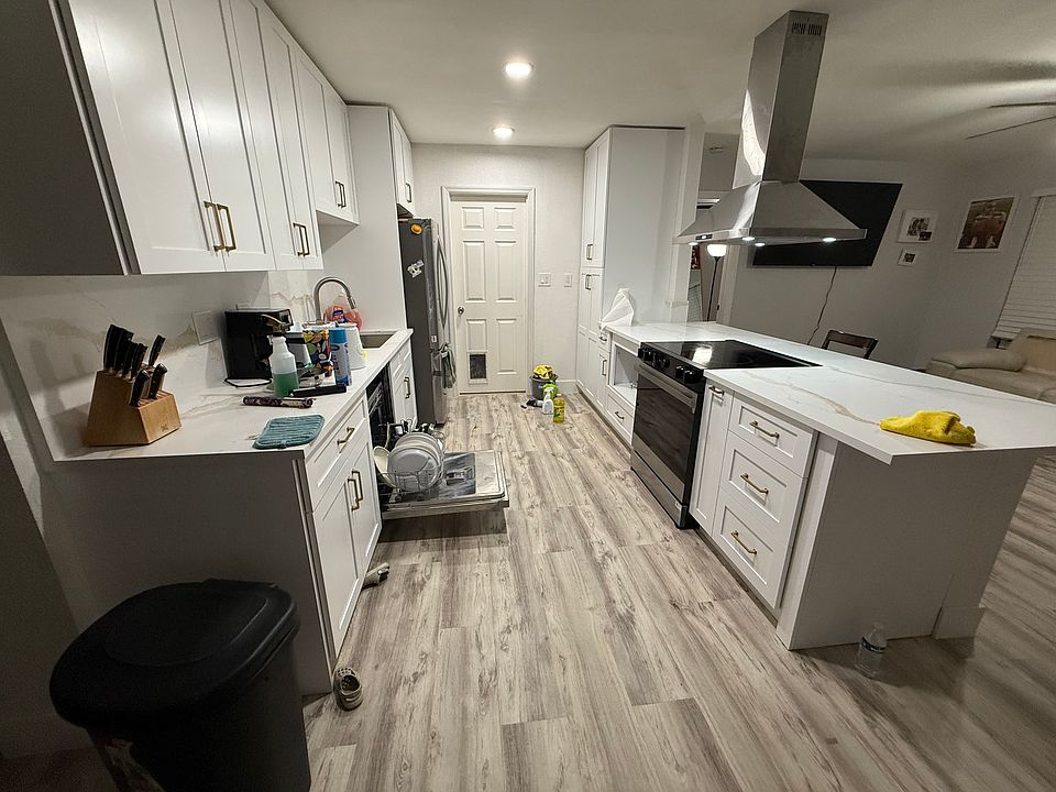 New kitchen