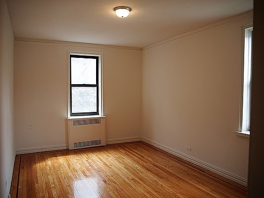 2nd image of 4410 Broadway #6J