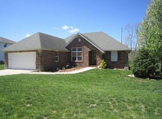 3111 N 30th St, Ozark, MO 65721