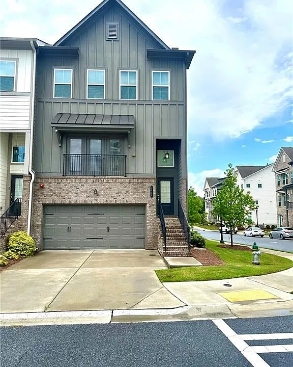 2620 Blackburn Ct