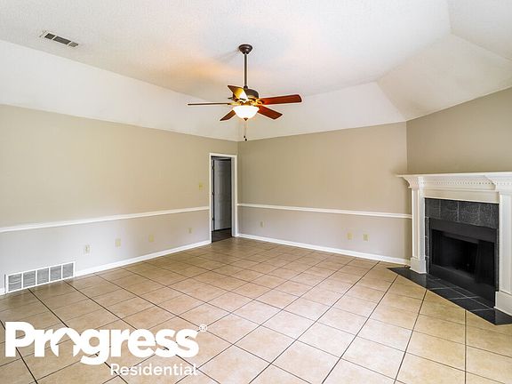 5th image of 8669 Sandy Hill Cv E