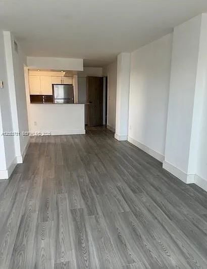 8101 Crespi Blvd #404 — Photo 9