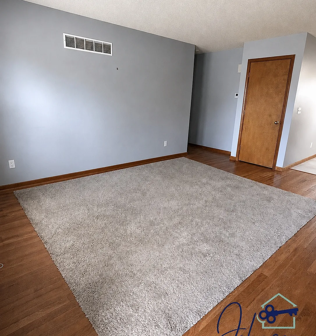 3 bed, 1.5 bath, 1106 sqft, $1,950 — Photo 2