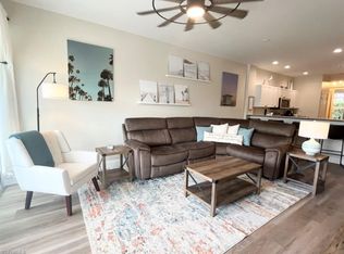 7880 Mahogany Run Ln APT 1614, Naples, FL 34113