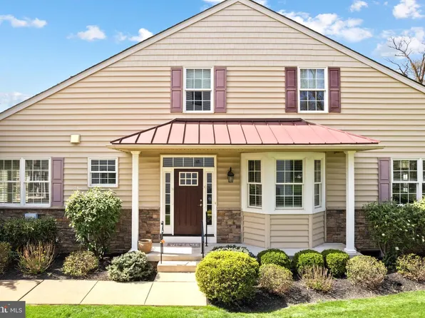 587 Township Line Rd #1, Blue Bell, PA 19422