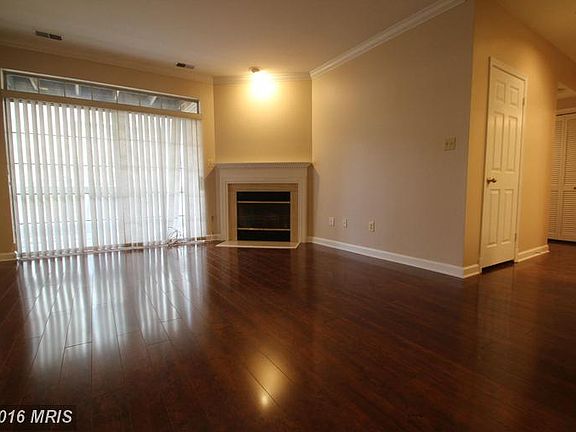 3rd image of 10808 Antigua Ter APT 102