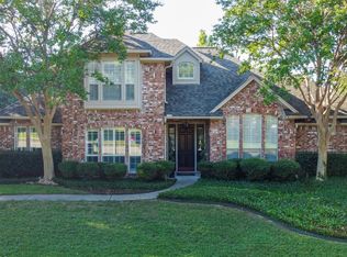 32 Wellington Oaks Cir, Denton, TX 76210