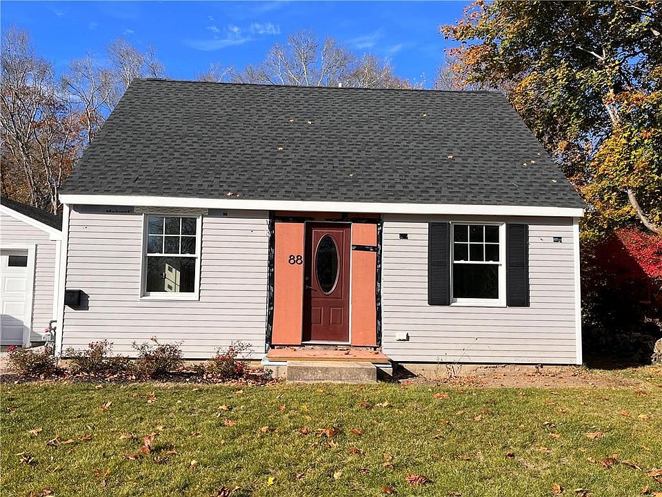 88 Wells St, Westerly, RI 02891 Zillow